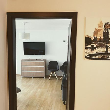 Modern Apartment With Self Check-In Τιμισοάρα Εξωτερικό φωτογραφία